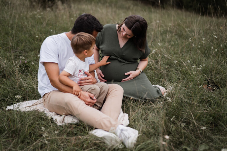 Babybauch- & Familienshooting am Walberla